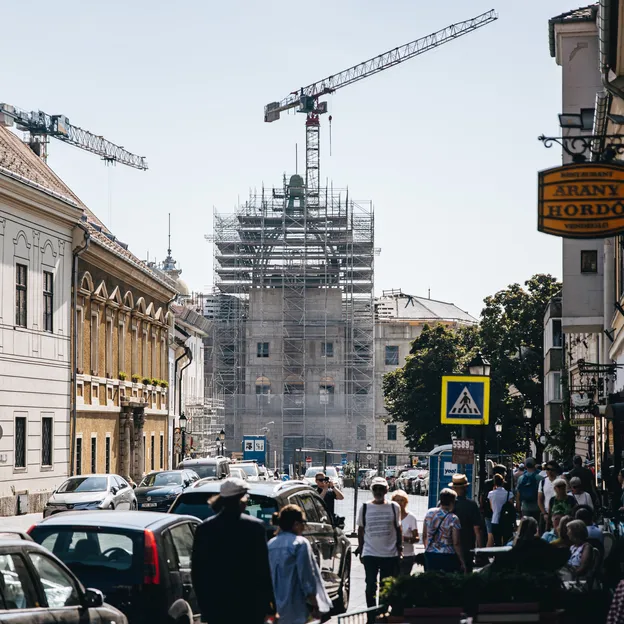 Roth János: Építészeti nonszensz lenne, ha visszaépítenék az álkupolát a Budavári palotára
