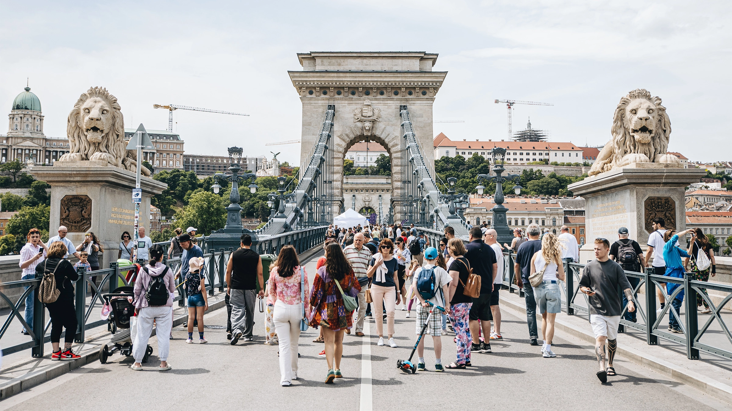 Így változik a közlekedés a hosszú hétvégén