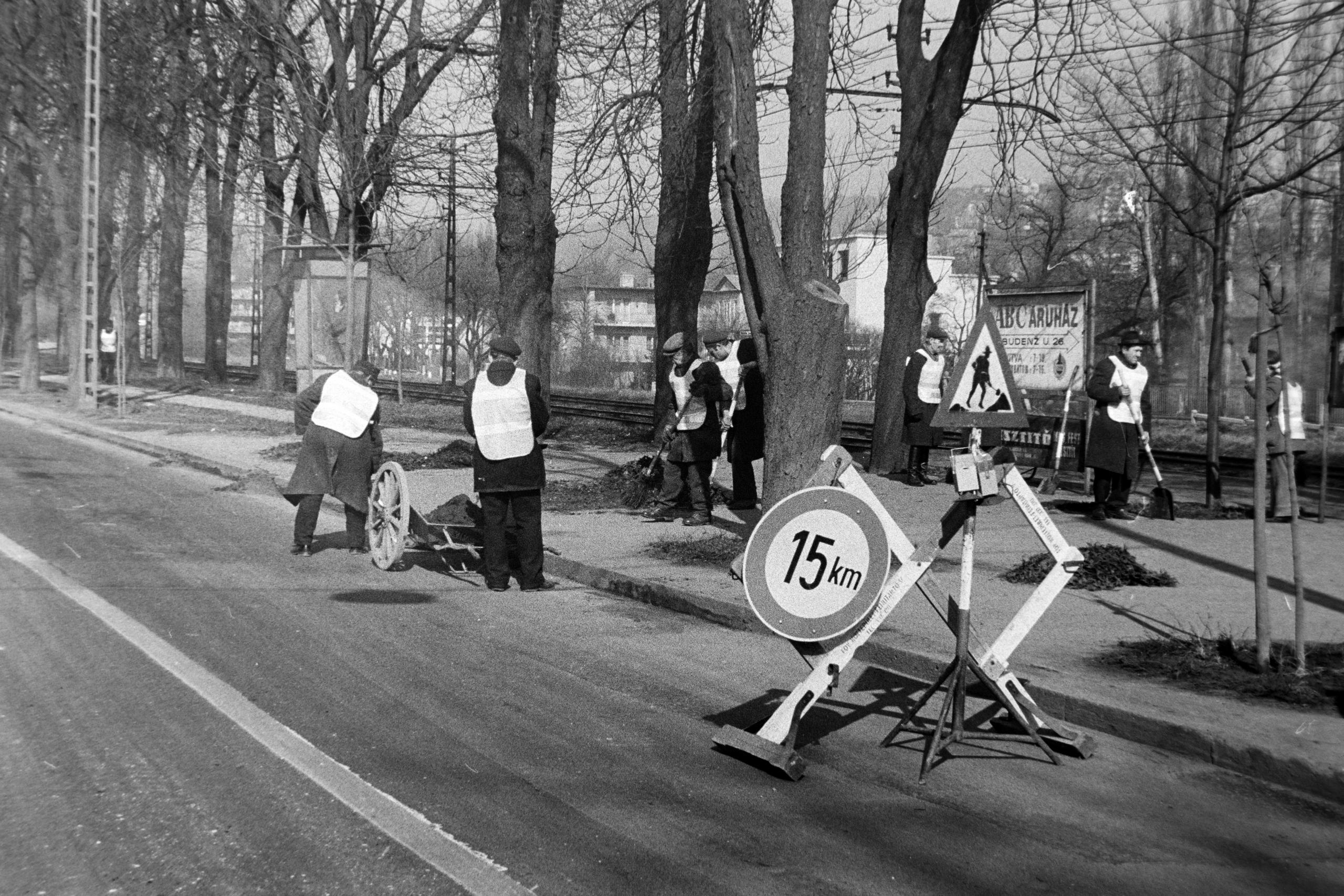 Hűvösvölgyi út 80-as évek