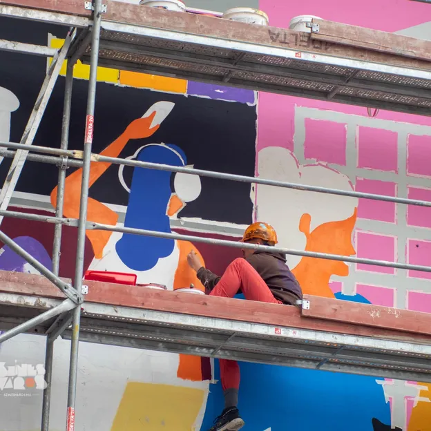 A leggyakrabban változó óriási falfestményt Budán találjuk - panda, vádli, biokémikus egy falon