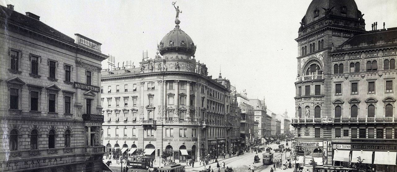 Mai Blaha Lujza tér 1898