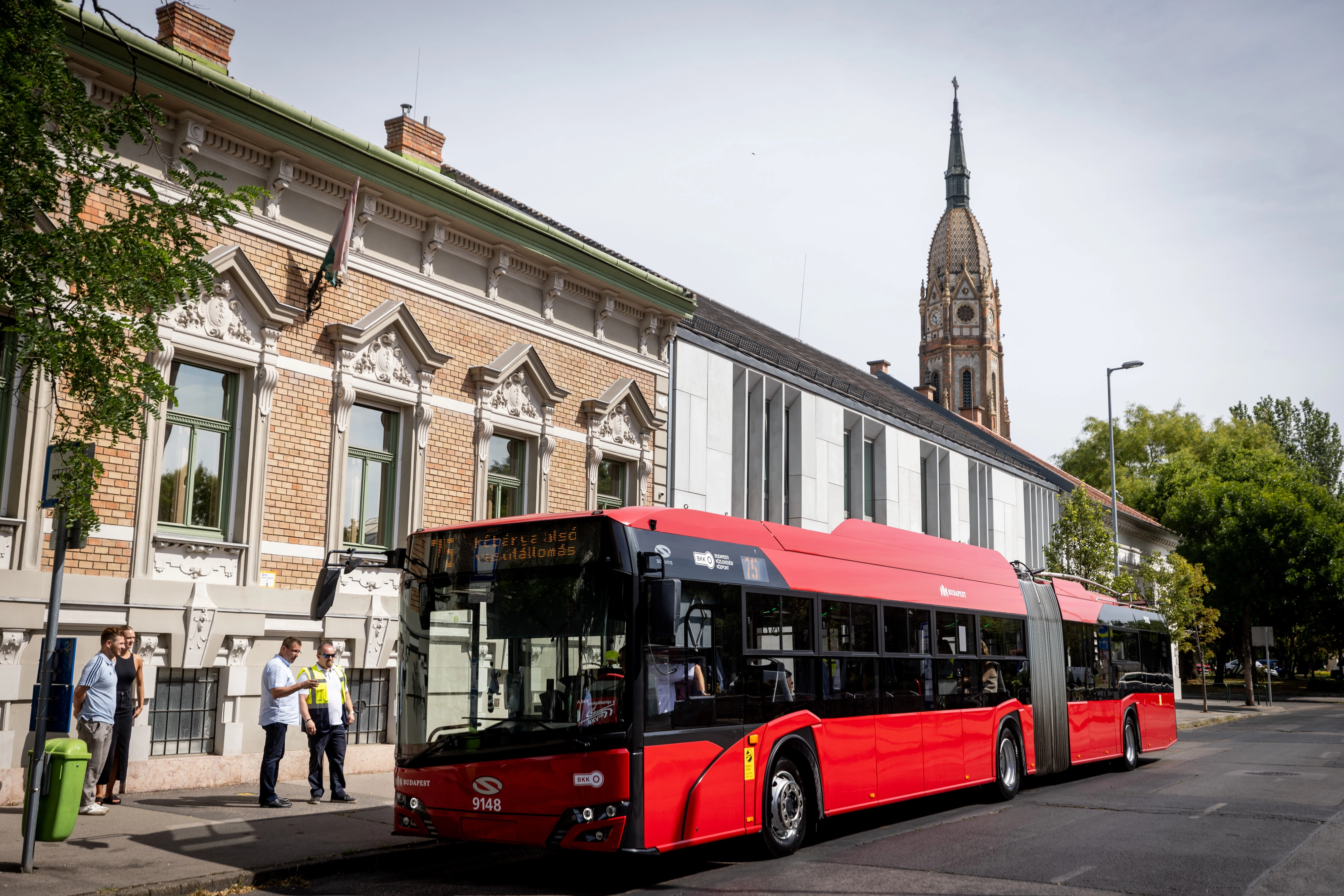 Tesztjárat a 75-ös trolibusz meghosszabbított viszonylatán.