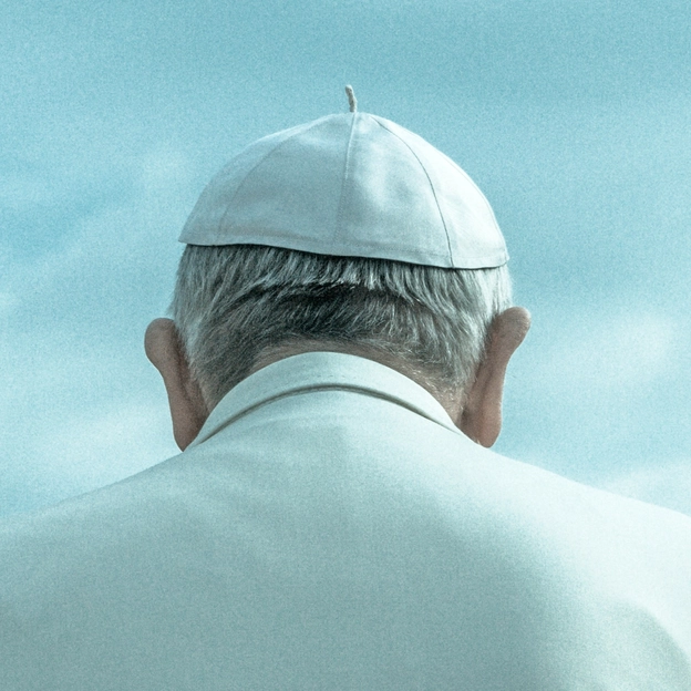 Mesterlövészek, drónok és lehegesztett csatornák várják Ferenc pápát