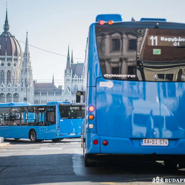 Kiss Ambrus: Budapest nem kér a fülöp-szigeteki buszsofőrökből