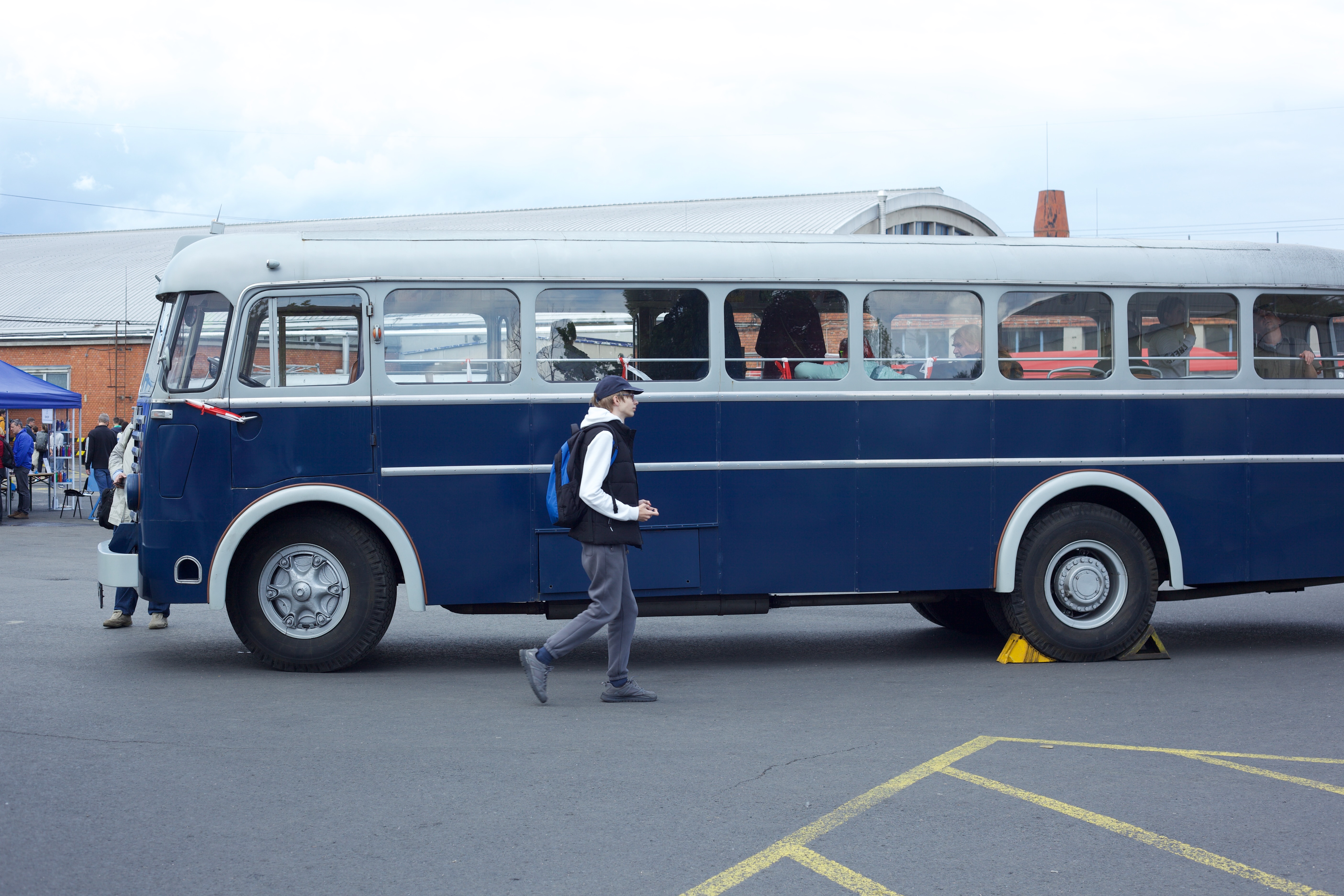 Ikarus