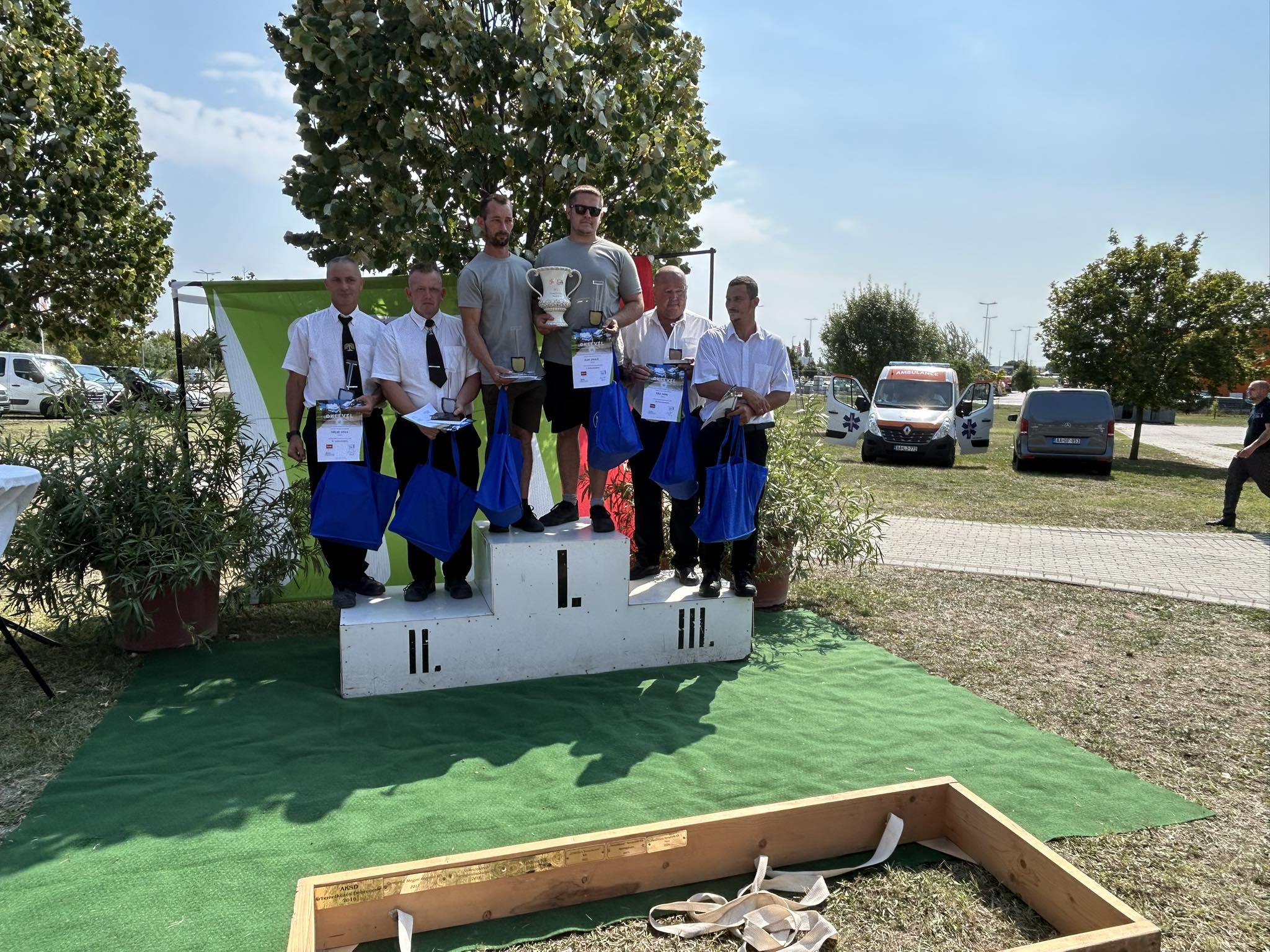 Sírásó