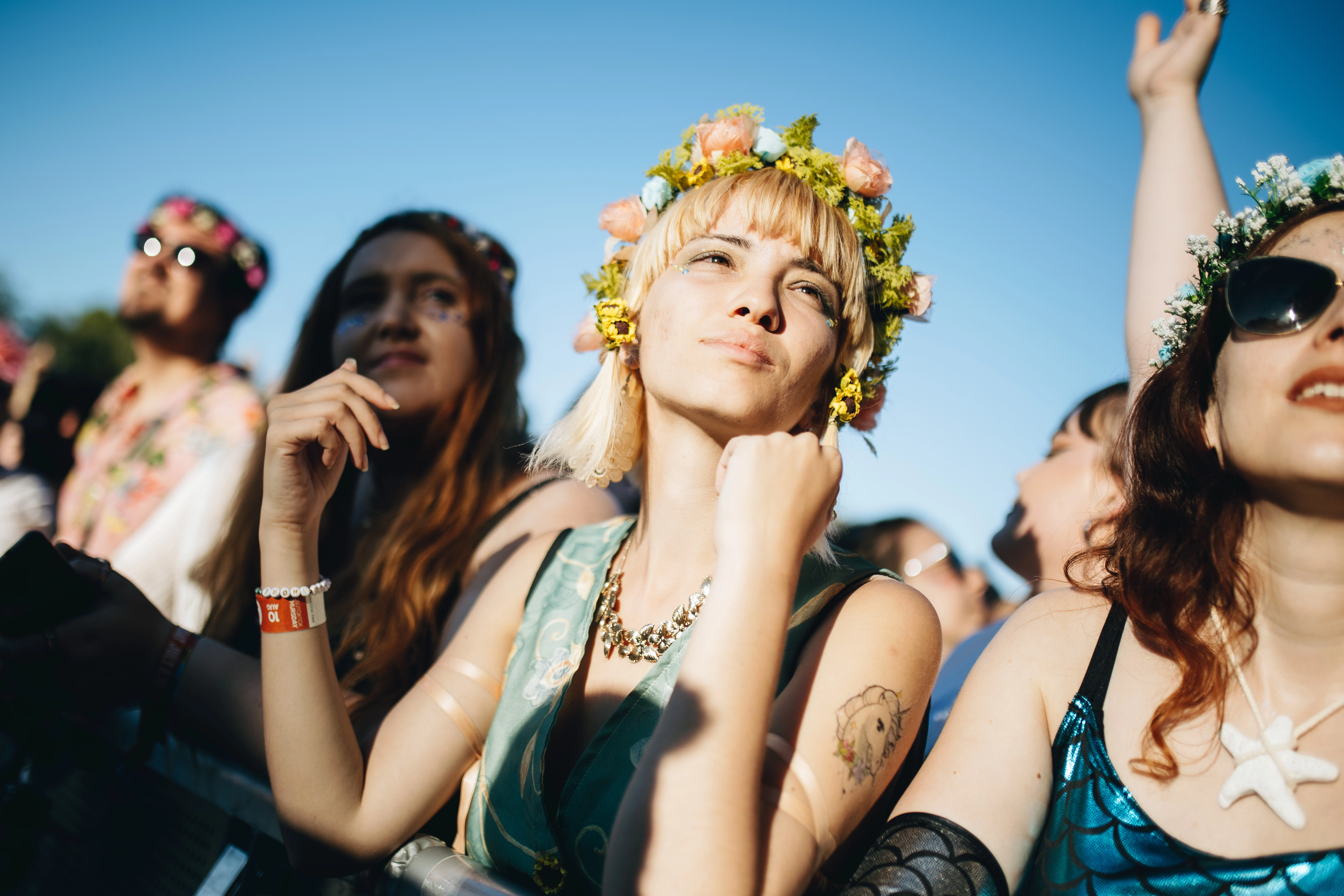  Több mint Woodstock, több mint szerelem - fotóink a Sziget első napjáról