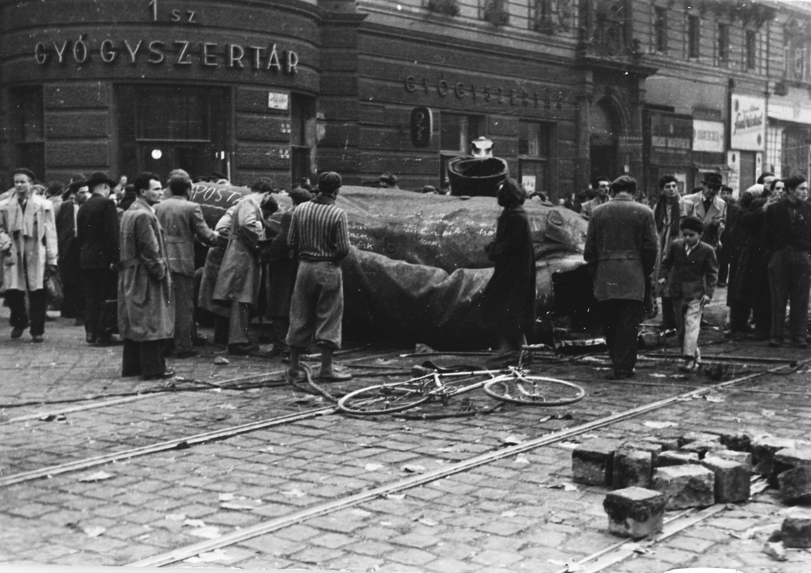 Sztálin-szobor 1956