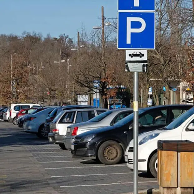 Munkaszüneti napokon fizetőssé teszik a parkolást a Normafa közelében