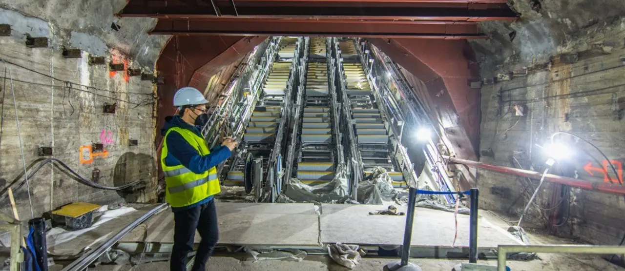 A 3-as metró felújítása a kulisszák mögött - a nyugati pályaudvar állomás mozgólépcsője